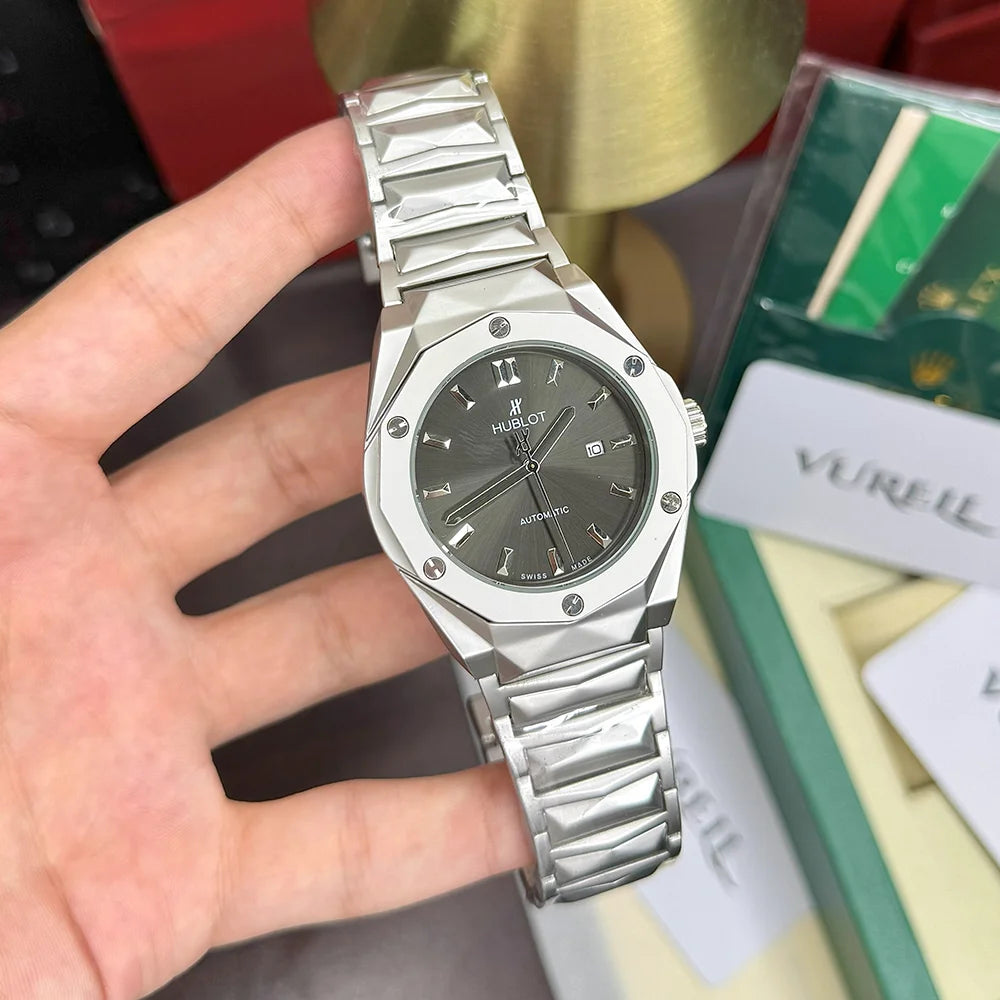 Hublot - 40mm - Quartz
