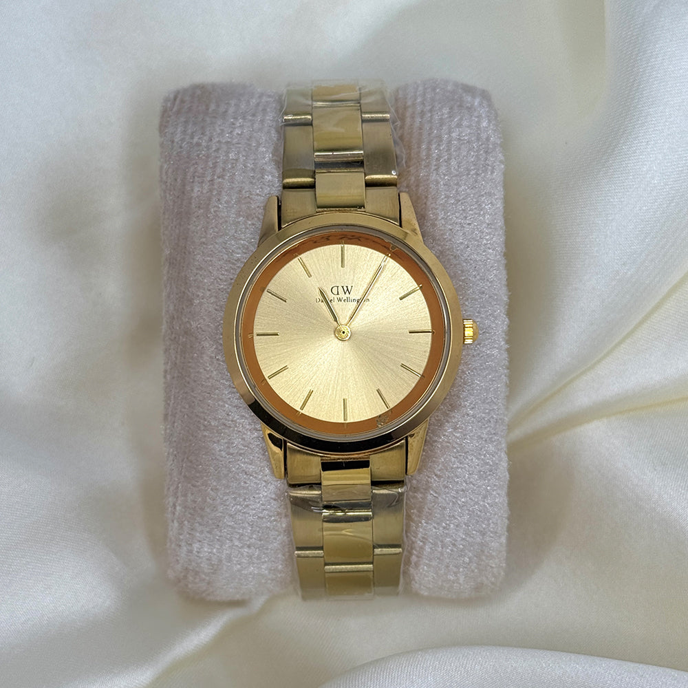 DW Watch Gold Color