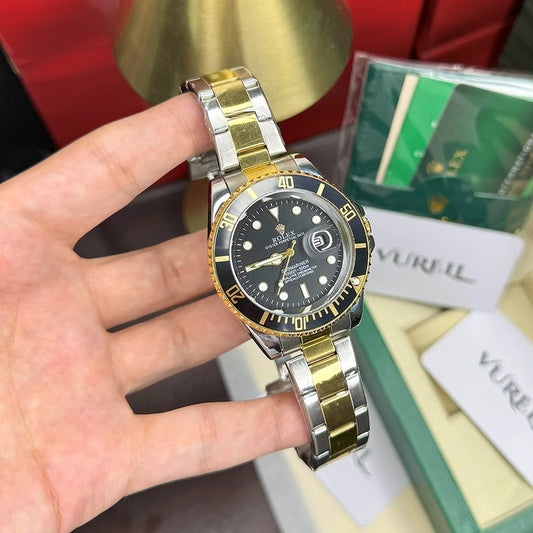 Rolex - 40mm - GMT