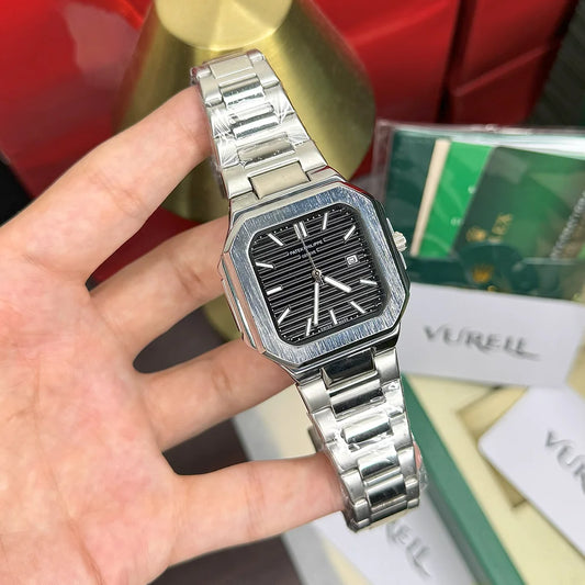 Patek Philippe - 40mm - Quartz