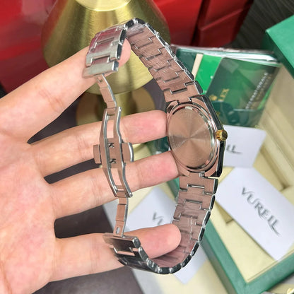 Tissot - 39mm - Date - Quartz